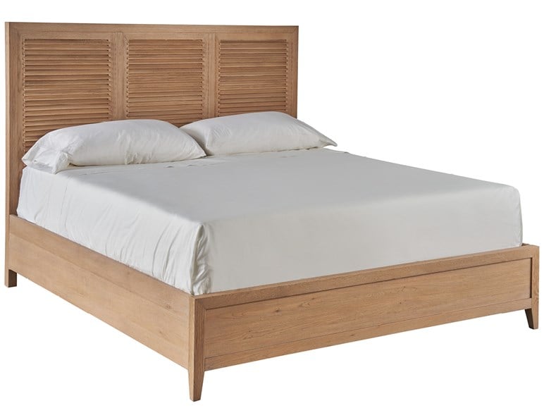 Weekender Coastal Living Home Collection Weekender Bed Queen (U330310B)